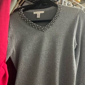 Size petite small blouse never even worn. From White House black market